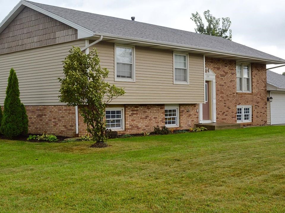 1st image of 2725 E Cardinal Dr