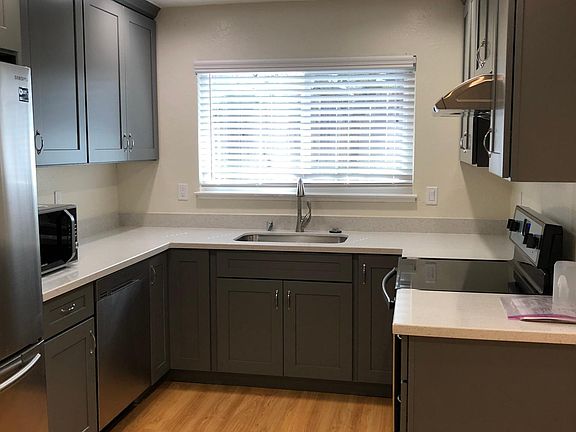 5th image of 10079 Santa Clara Ave