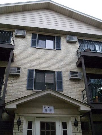 1st image of 7218 W Wrightwood Ave APT 310