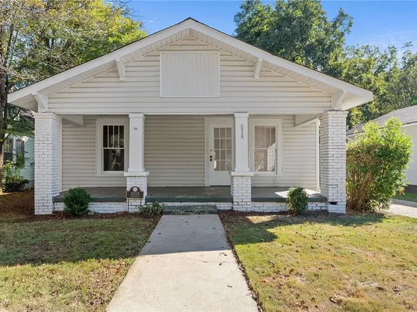 2215 22nd St, Northport, AL 35476