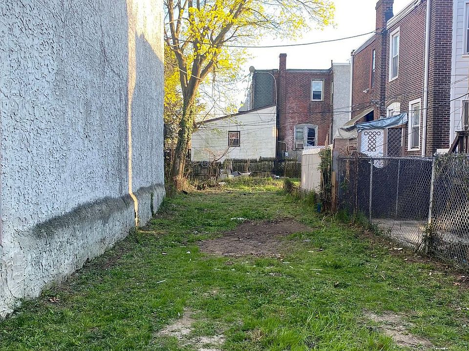 2nd image of 1514 W Rockland St