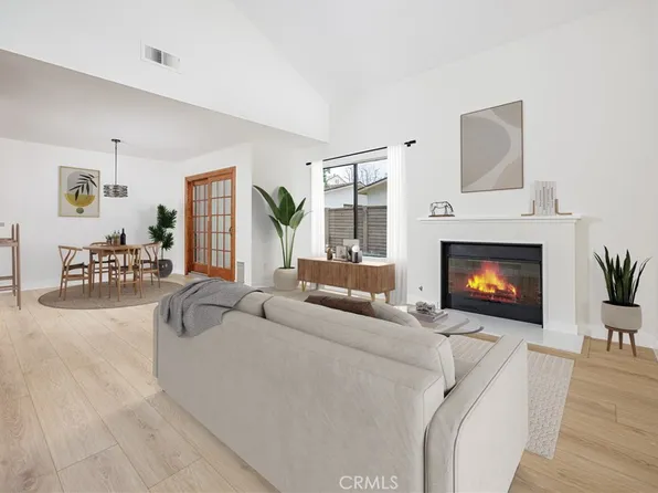 543 Victoria St APT E, Costa Mesa, CA 92627