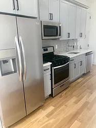 Rented by Alexander Bilu, LREB