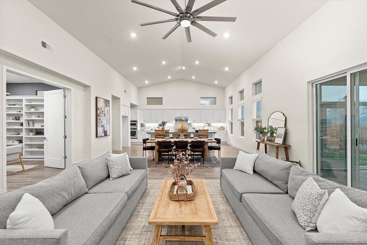 9470 Mirabelle St, Roseville, CA 95747 | MLS #225154148 | Zillow
