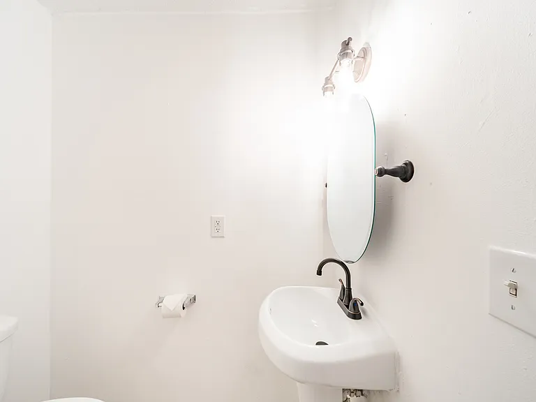1701 Fletcher Ave #A — Photo 10