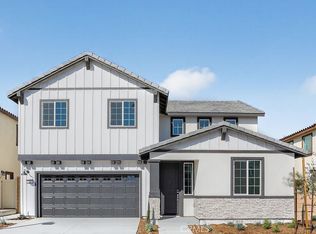 9567 Silverstein Dr, Riverside, CA 92508