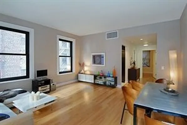 Rented by Douglas Elliman | media 24