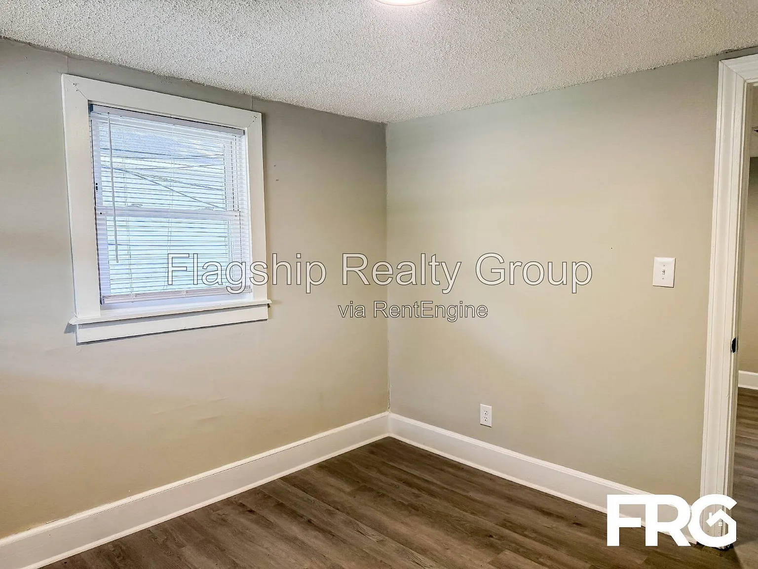 1 bed, 1.0 bath, $720 — Photo 4
