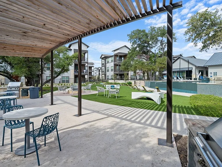 The Evergrove at Crystal Village — Photo 8