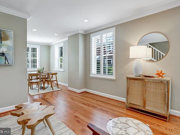 3rd image of 4686 34th St S Unit 1565