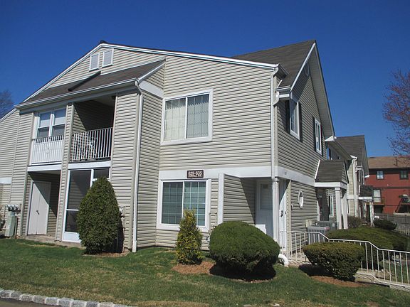 2nd image of 629A Correll Ave