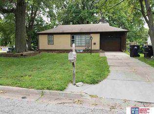 385 S 46th St, Lincoln, NE 68510