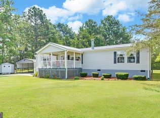 28 Lake Pointe Rd, Hartwell, GA 30643