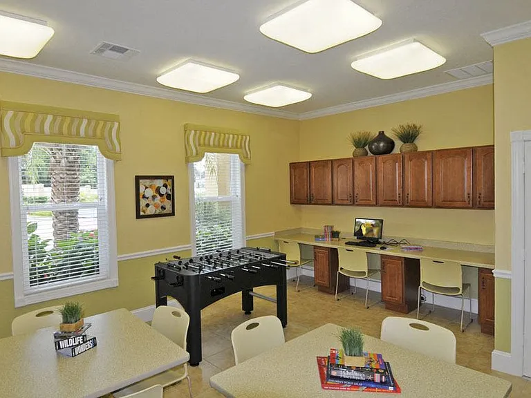 Autumn Place Apartments — Photo 10
