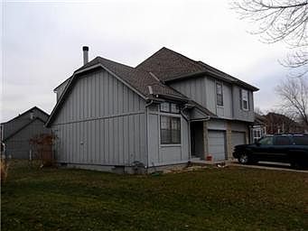2nd image of 15141 Newton St