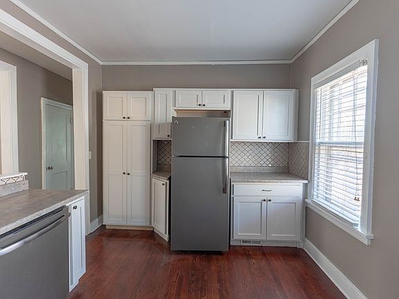 4th image of 539 Park Ave #2