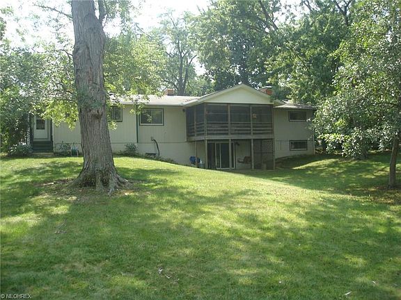 2nd image of 711 Beechwood Dr