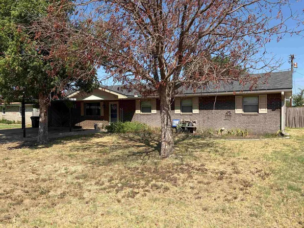 738 Cynthia Dr, Mooreland, OK 73852