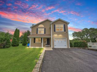 103 Esther Ave, Waterbury, CT 06708