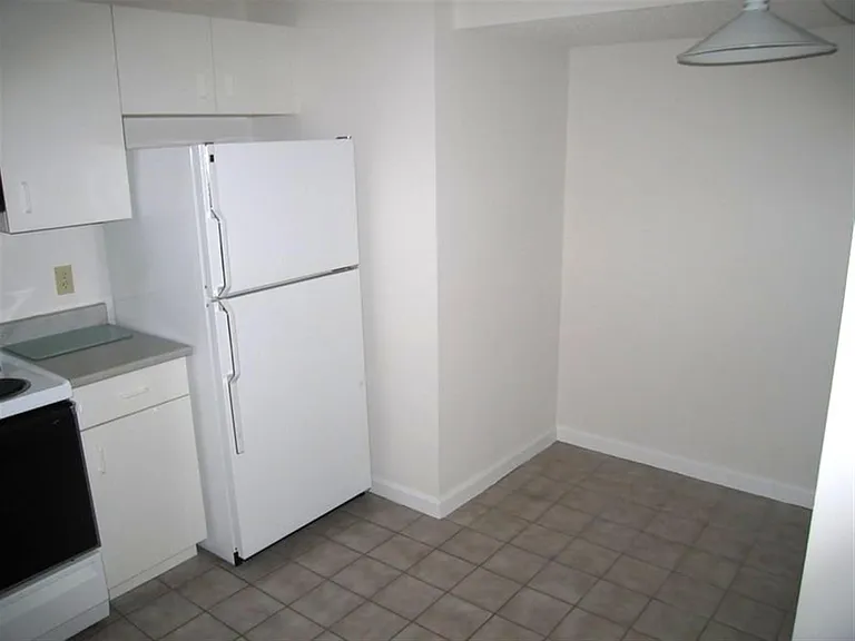 161 Beacon St — Photo 7
