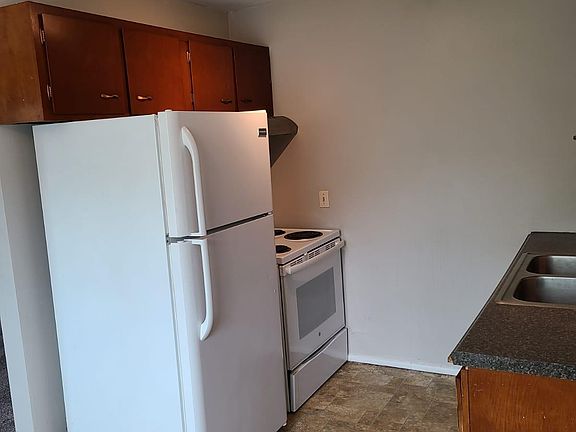 3rd image of 5899 Shadymist Ln #A2