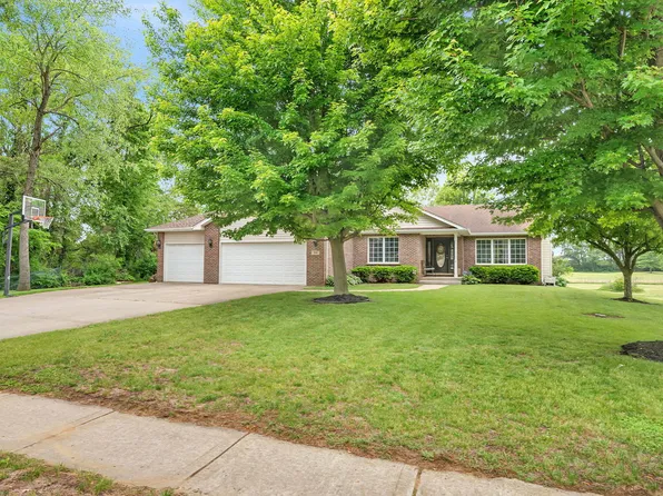 350 Fairway Dr, Essex, IL 60935