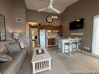 4th image of 1442 Nichols Rd #G-401