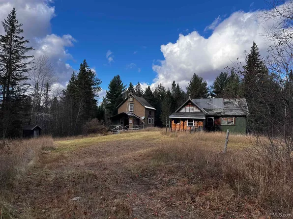 2720 County Road 565 Rd, Negaunee, MI 49866