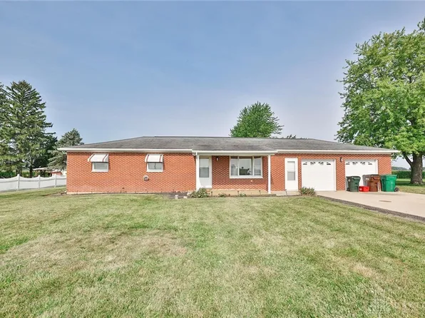 7476 Dull Rd, Arcanum, OH 45304