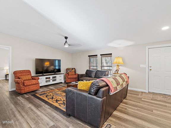 4th image of 3315 Harmony Ave
