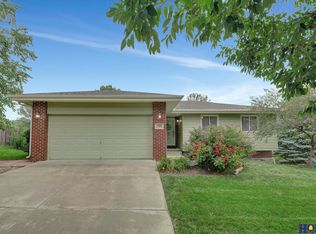 5321 Patmore Rd, Lincoln, NE 68516