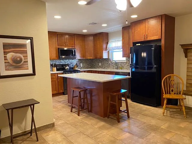 703 Homestead Cir — Photo 1