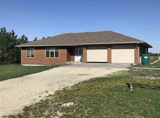 514 Shari Dr, Olsburg, KS 66520