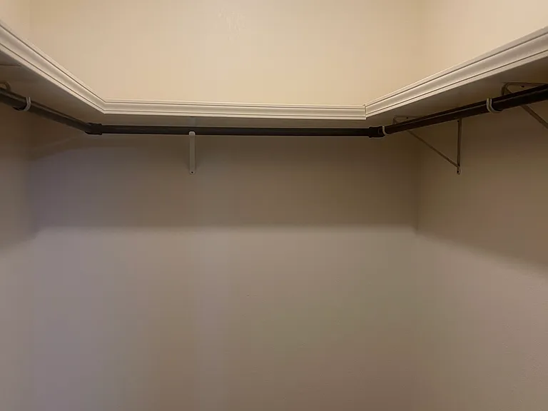 Walk in closet