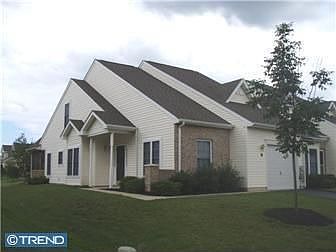 1st image of 301 Baker Dr