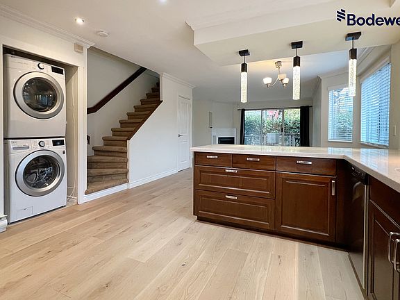 4th image of 1298 W 6th Ave