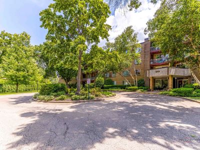 945 E Kenilworth Ave UNIT 120, Palatine, IL, 60074