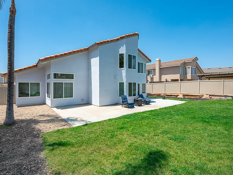 17447 Crestlake Ln — Photo 40