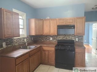 136 Dewey St #2L, Newark, NJ 07112