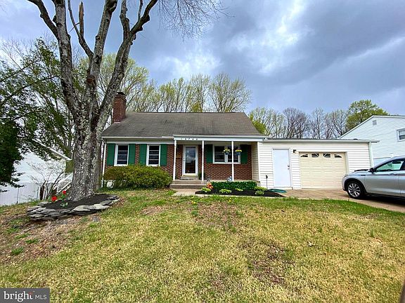 3rd image of 14744 Darbydale Ave