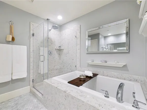 7026 Village Dr, Eastvale, CA 92880