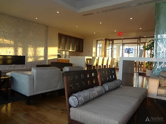 Rented by Anchor Associates | media 10