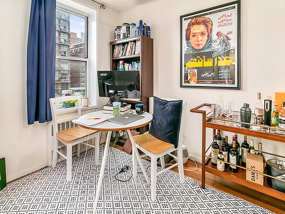 4th image of 25 W 13th St APT 6GN