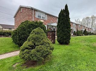 33 Hiltbrand Rd, Bristol, CT 06010