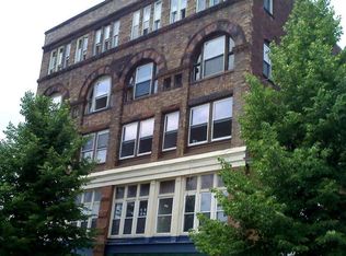 48 High St APT 21, Clinton, MA 01510