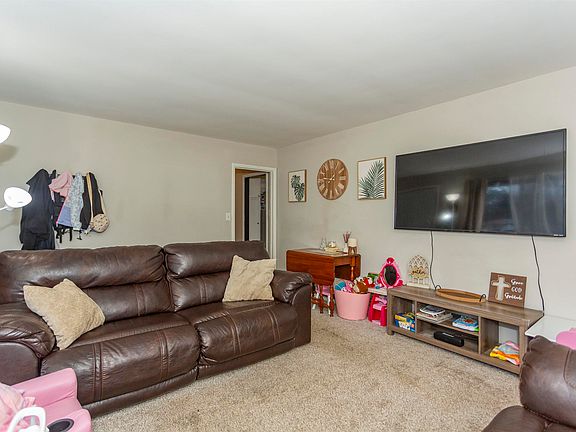 5th image of 1200 Bunchie St