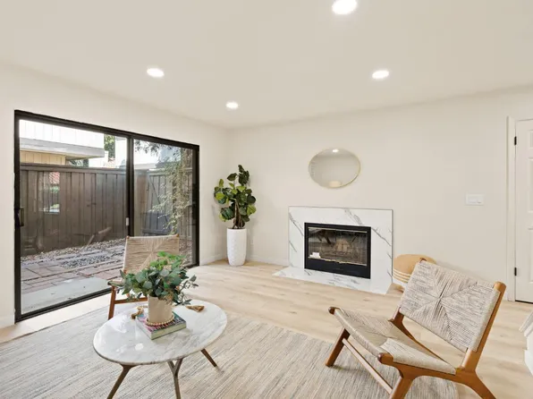 6856 Calvine Rd, Sacramento, CA 95823