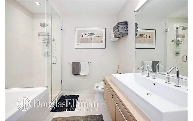 Rented by Douglas Elliman | media 26