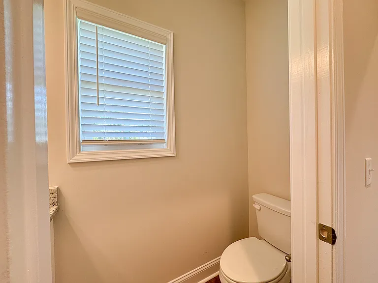 102 Skye Dr #4 — Photo 15