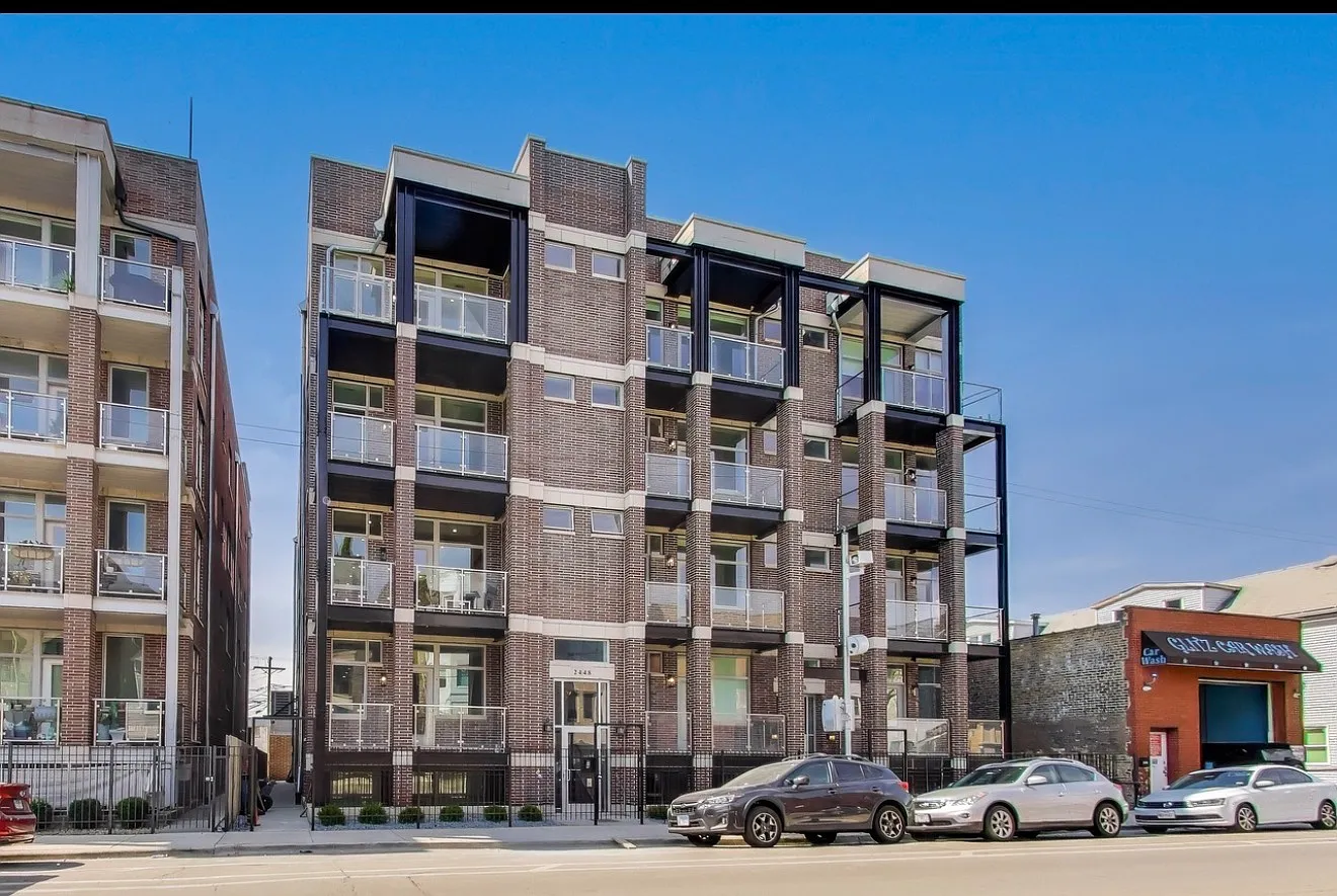 3 bed, 1700 sqft, $6,000 — Photo 1